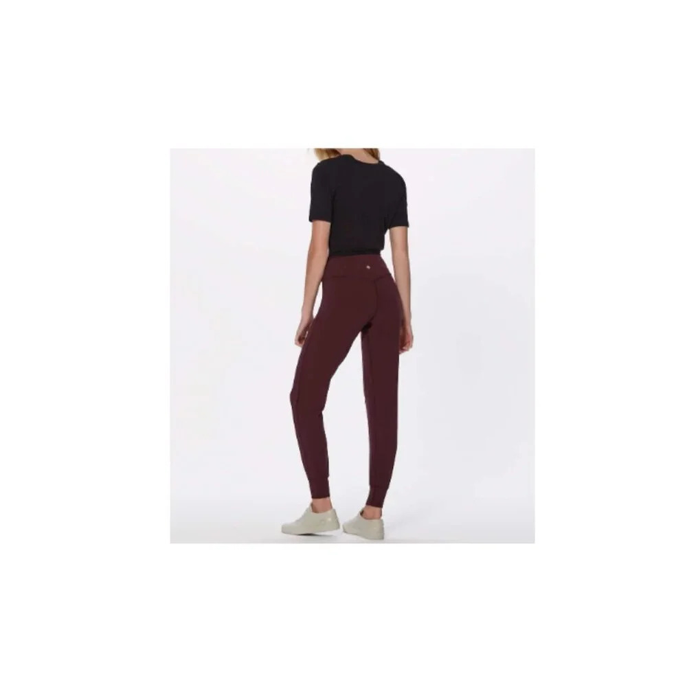 Lululemon Back In Action Soft Athletic Casual Cozy Jogger